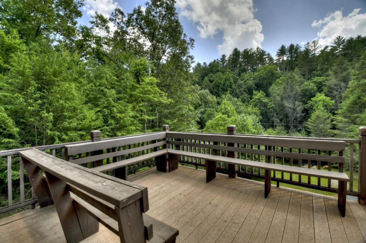 The Chariot - Creek Front With Hottub, Fire Pits, Billiards, Ev Charger - Sandalwood Stays ブルーリッジ山脈 エクステリア 写真